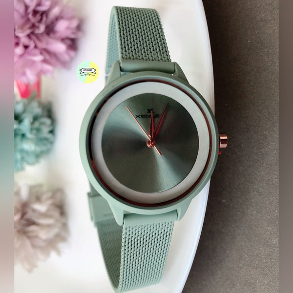 Green Round Dial Watch with Milanese Loop